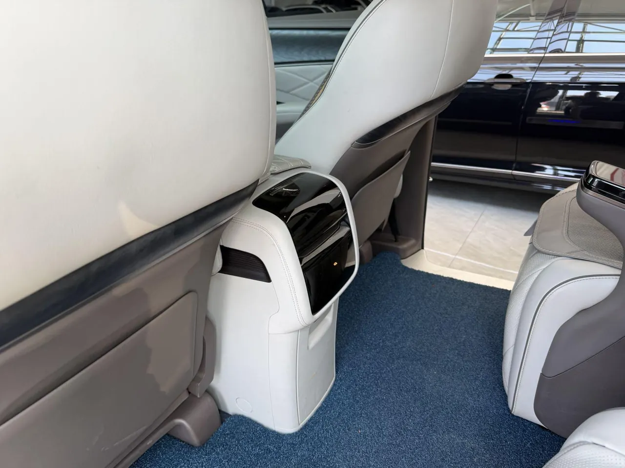 Denza 2022 Denza D9 DM-i 1.5T stepless 1040 distinguished automatic gear 16