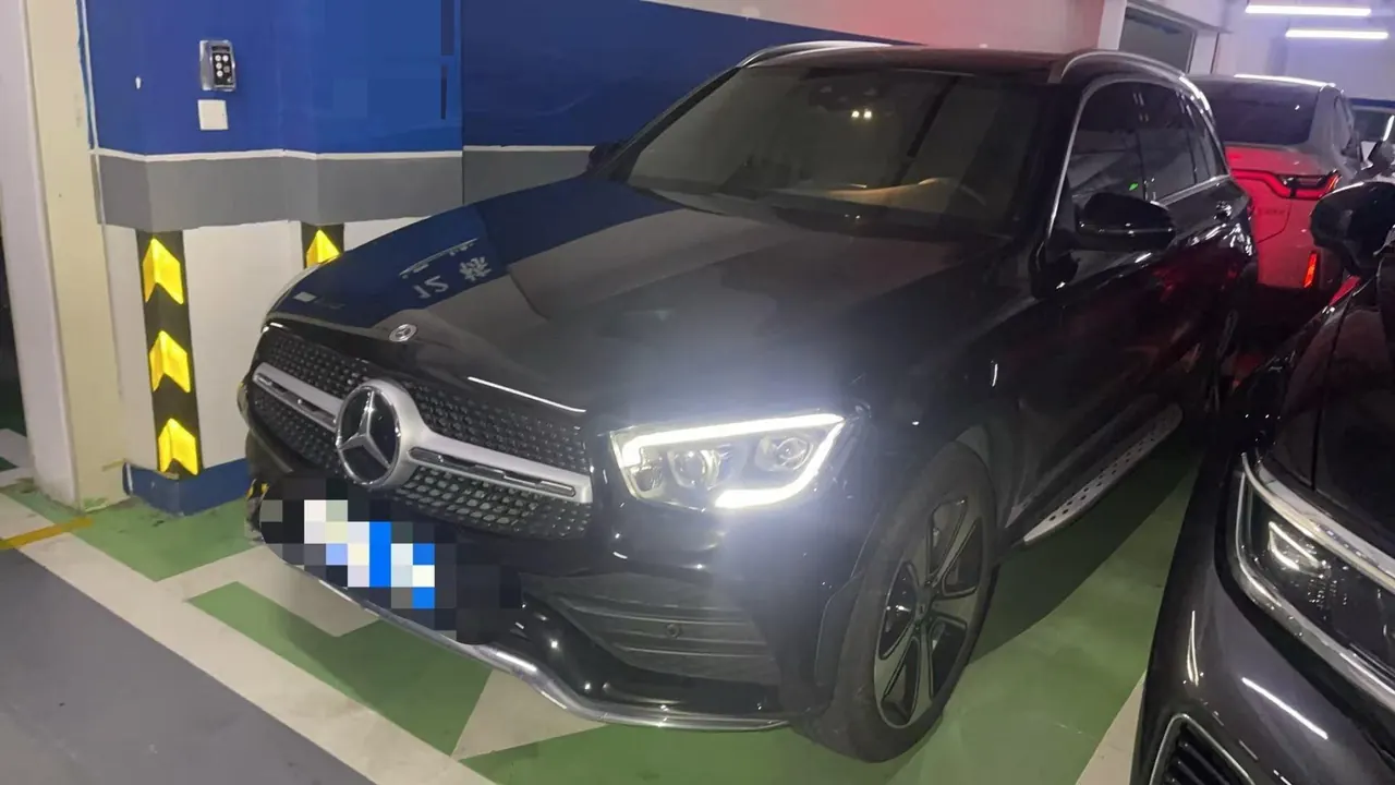 Mercedes Benz 2021 GLC 300 L 4MATIC 2.0T Luxury Automatic - View 1