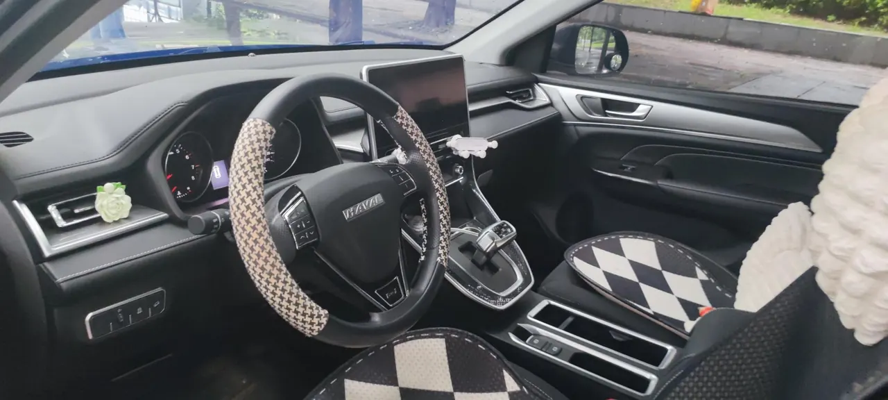 Haval 2021 M6 PLUS 1.5T Elite Smart Joint Automatic Gear 3