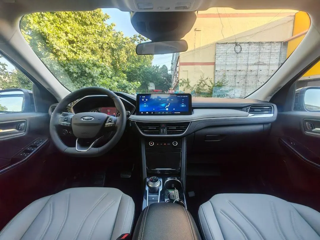 Ford 2024 sharp 2.0T EcoBoost 12250.00g drive leisurely automatic gear 4
