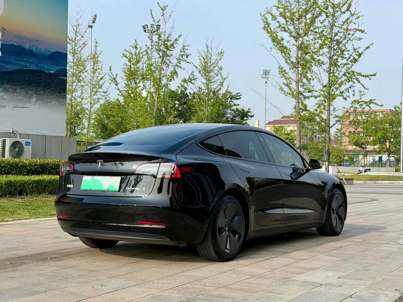 Tesla 2021 Model 3 Standard Endurance Rear Drive Upgraded Automatic Gear 2