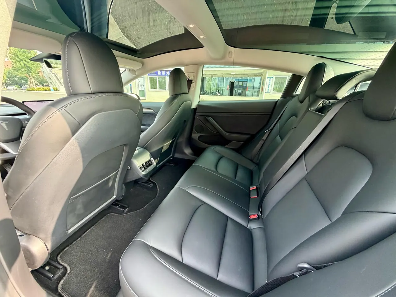 Tesla 2021 Model 3 Standard Endurance Rear Drive Upgraded Automatic Gear 3