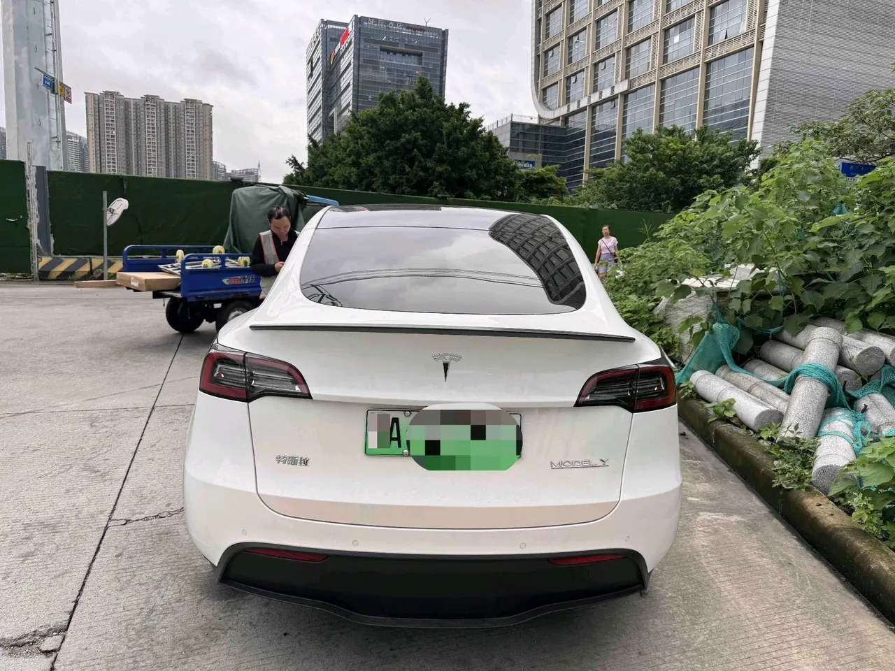 Tesla 2021 Model Y Performance high-performance all-wheel drive version automatic transmission 3