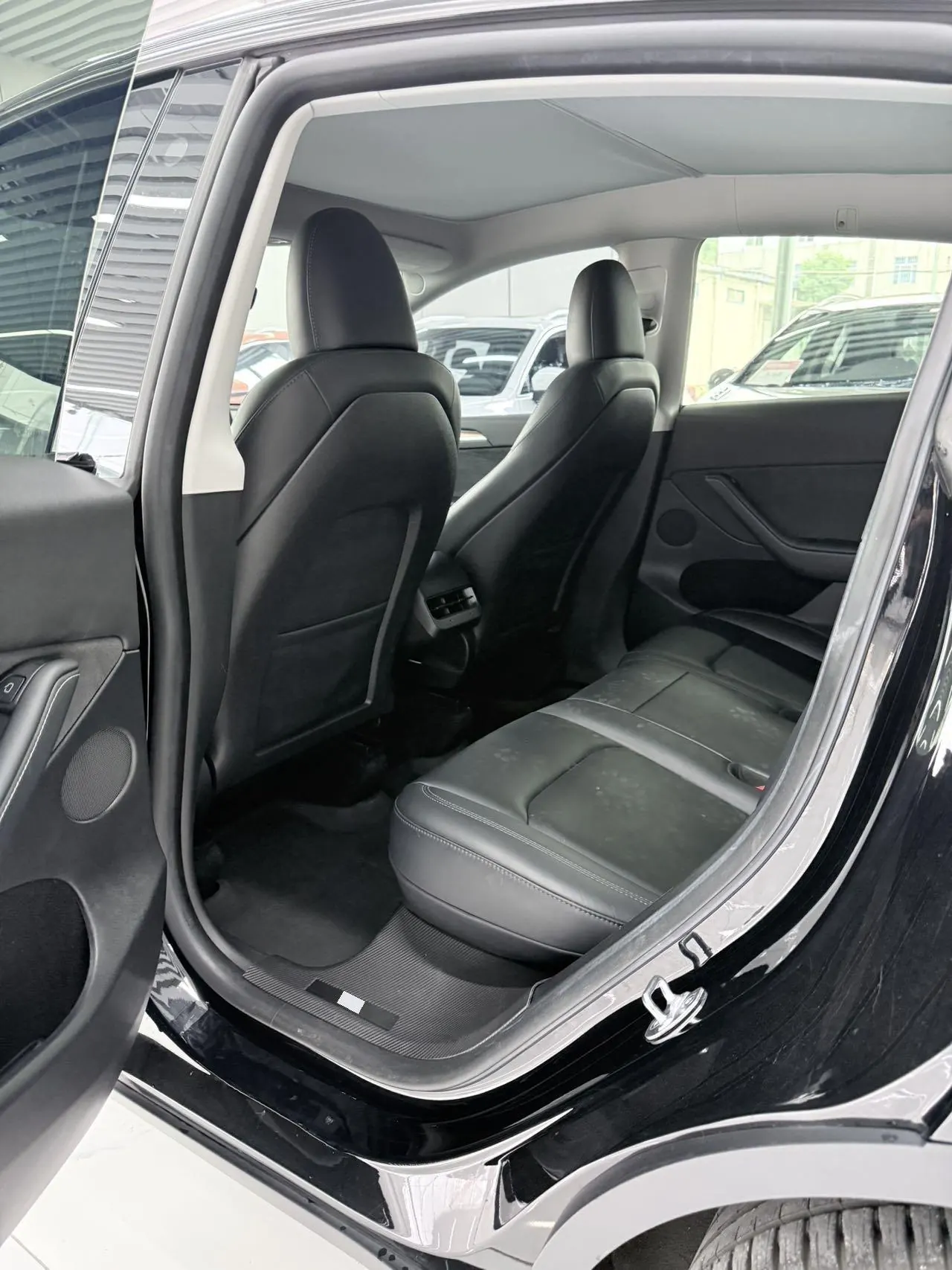 Tesla 2022 Model Y rear-wheel drive version (facelift) automatic gear 3