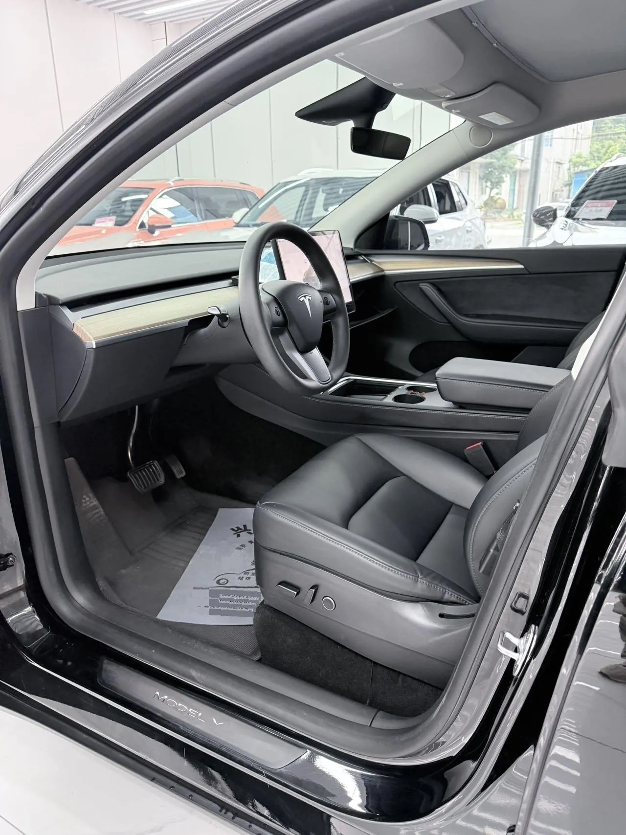 Tesla 2022 Model Y rear-wheel drive version (facelift) automatic gear 4