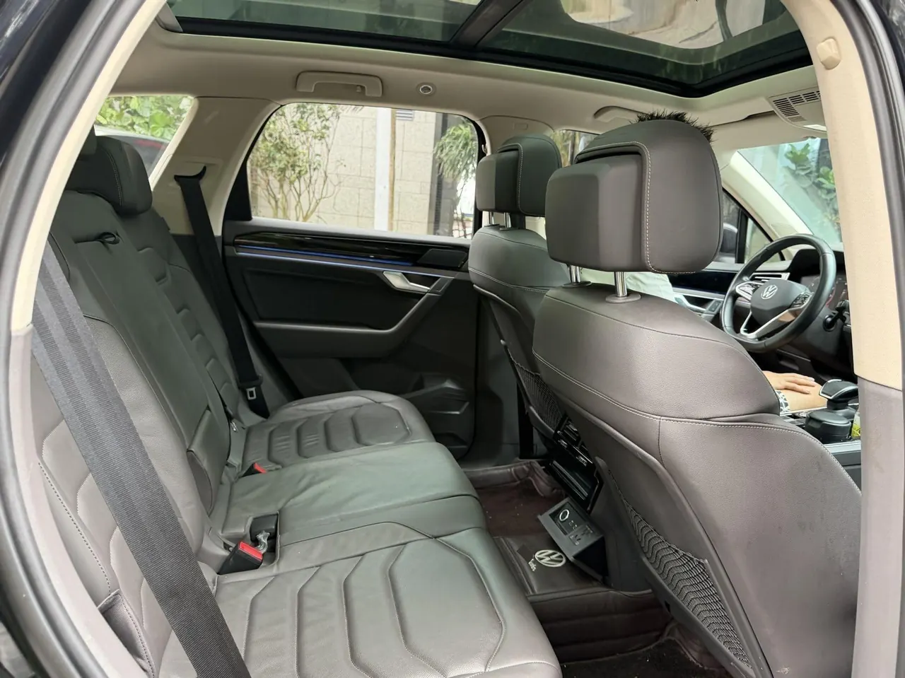 Volkswagen Touareg (Imported) 2021 Touareg 2.0TSI Pilot Special Edition Automatic Gear 3