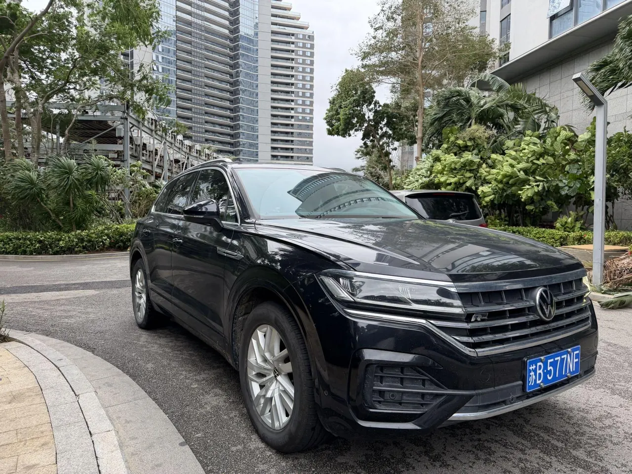 Volkswagen Touareg (Imported) 2021 Touareg 2.0TSI Pilot Special Edition Automatic Gear 5