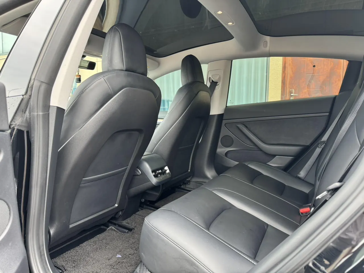 Tesla 2021 Model 3 Standard Endurance Rear Drive Upgraded Automatic Gear 5