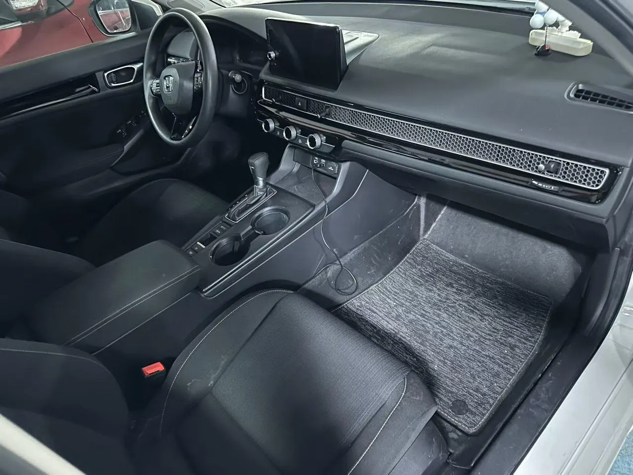 Honda 2022 Civic 1.5T Stepless 240TURBO Dynamic Automatic Gear 3