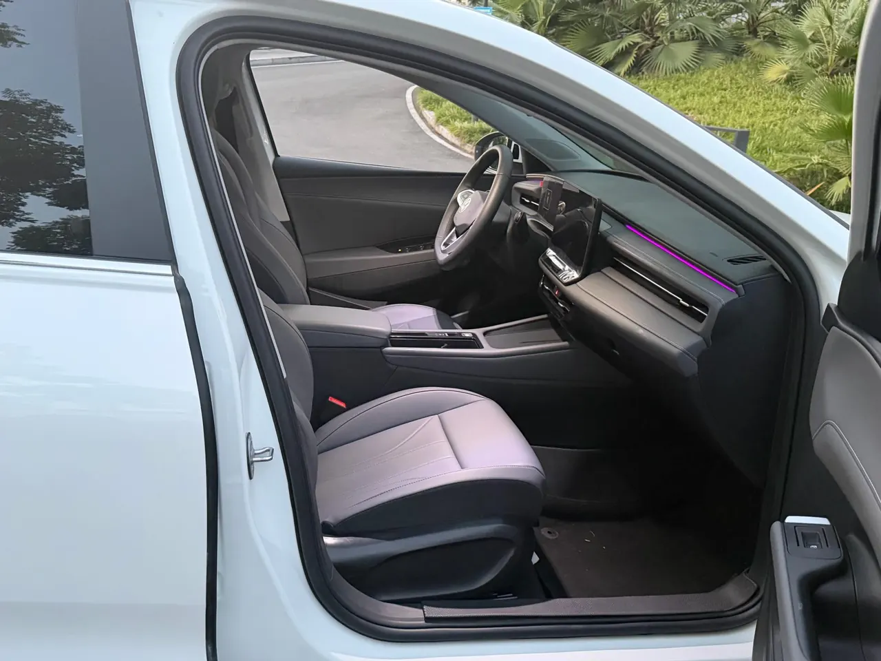 Volkswagen 2026 Lavida Pro 1.5 6 Million Edition Automatic Gear 4