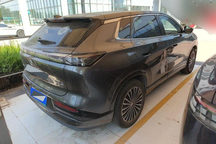 Open image lightbox: Aeolus 2025 L8 1.5T 185KM Dream Edition Automatic Gear