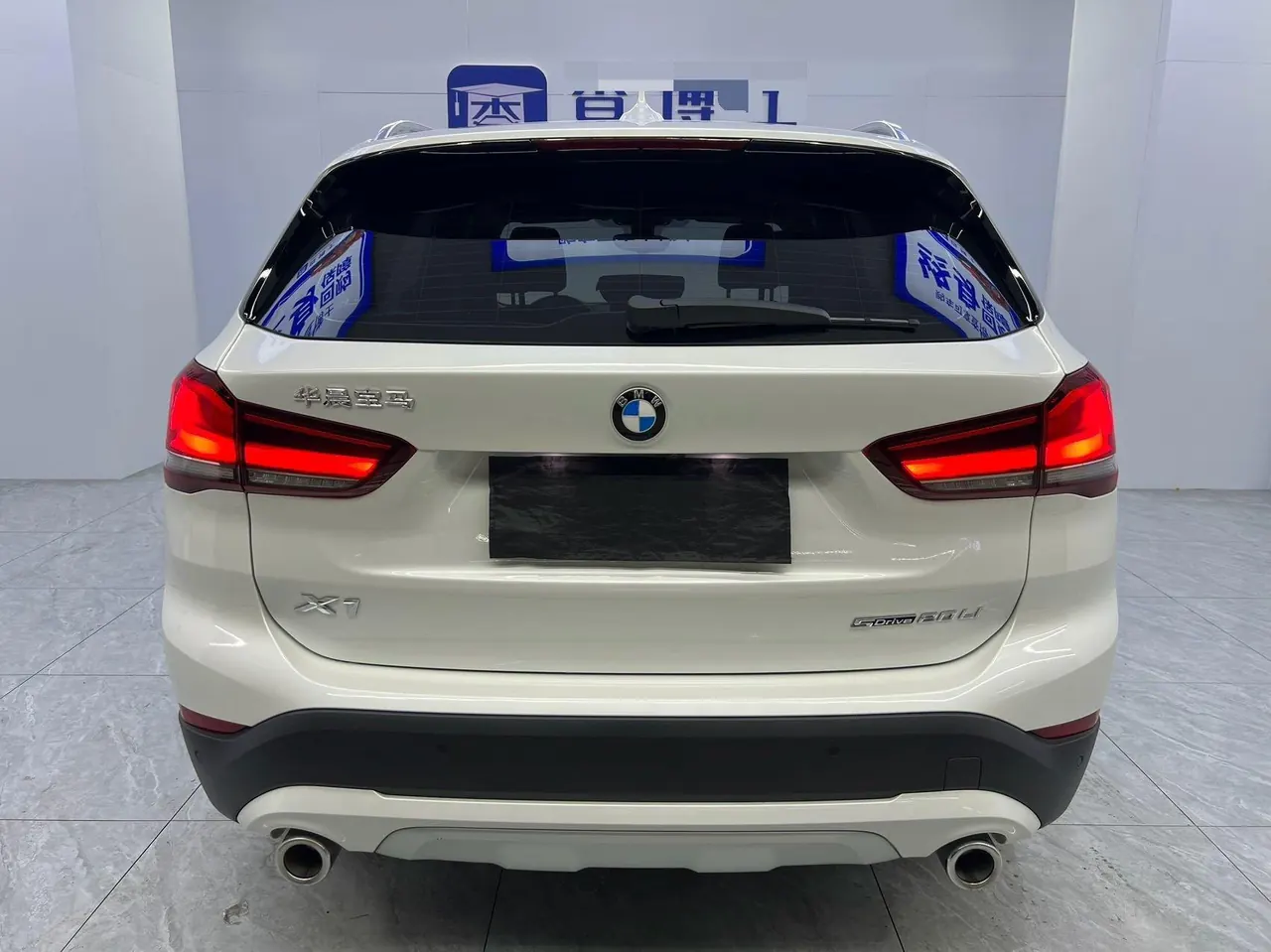 BMW 2022 X1 sDrive20Li 1.5T fashion automatic gear 12