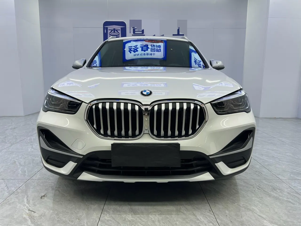 BMW 2022 X1 sDrive20Li 1.5T fashion automatic gear 2