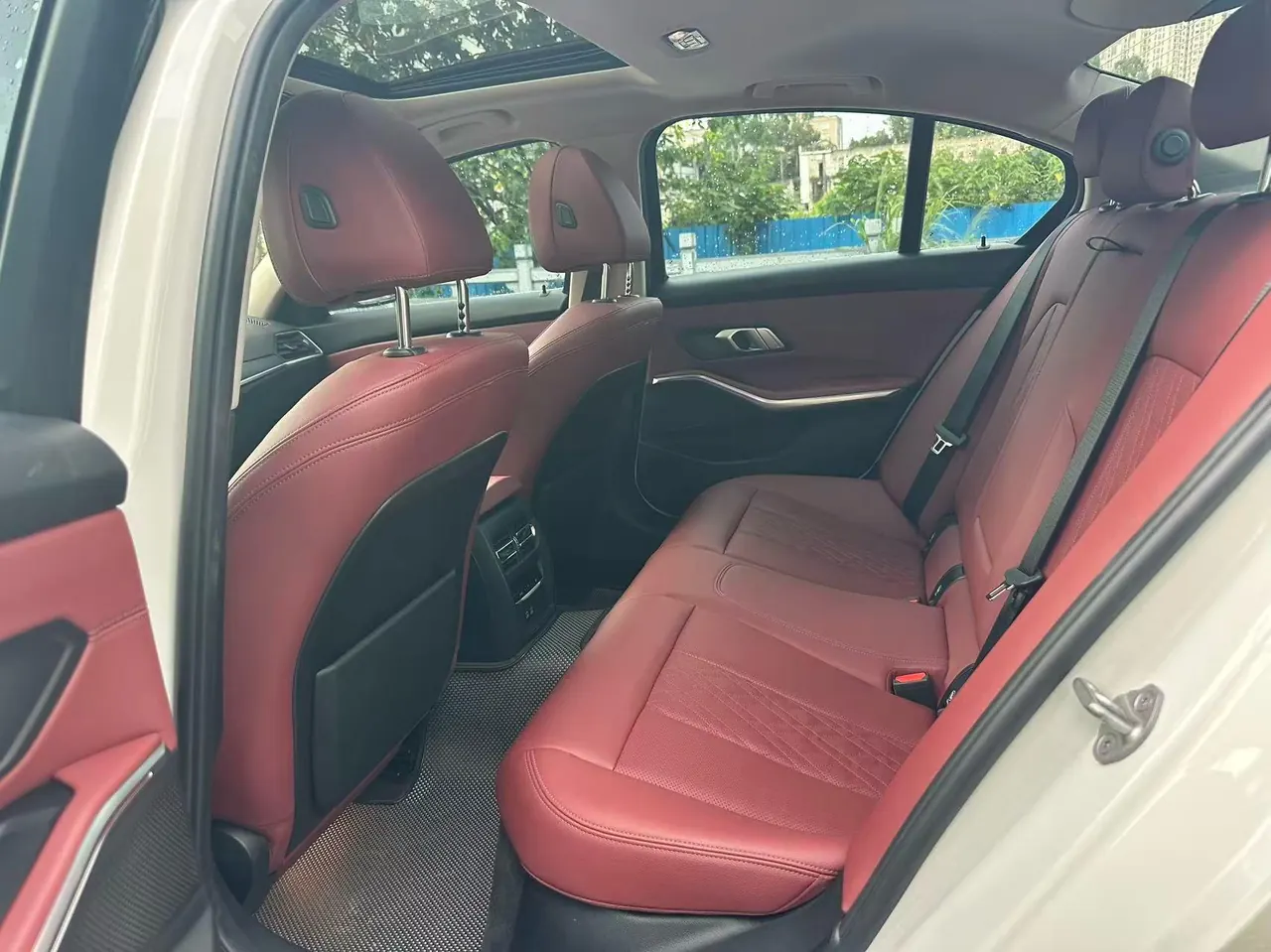 BMW 3 Series 2022 325i 2.0T M Sports Suit (Modified) Automatic Gear 5
