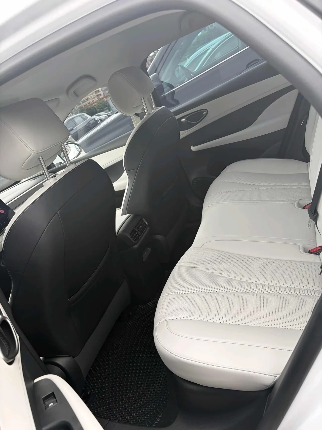 BYD 2026 seals 05 DM-i 1.5 stepless 128KM luxury automatic gear 5