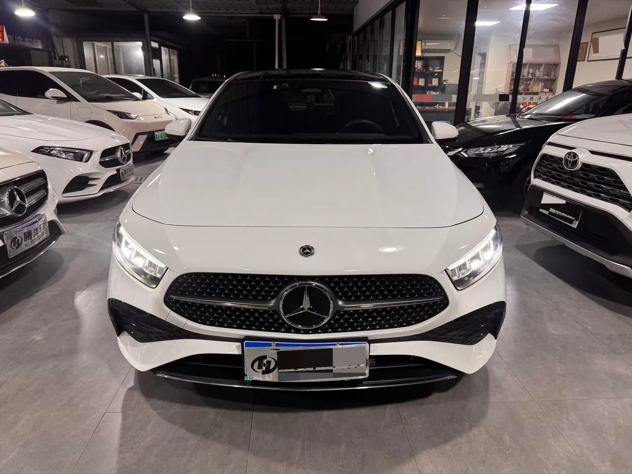Mercedes Benz Class A 2025 A 200 L 1.3T Fashion Automatic Gear - View 1