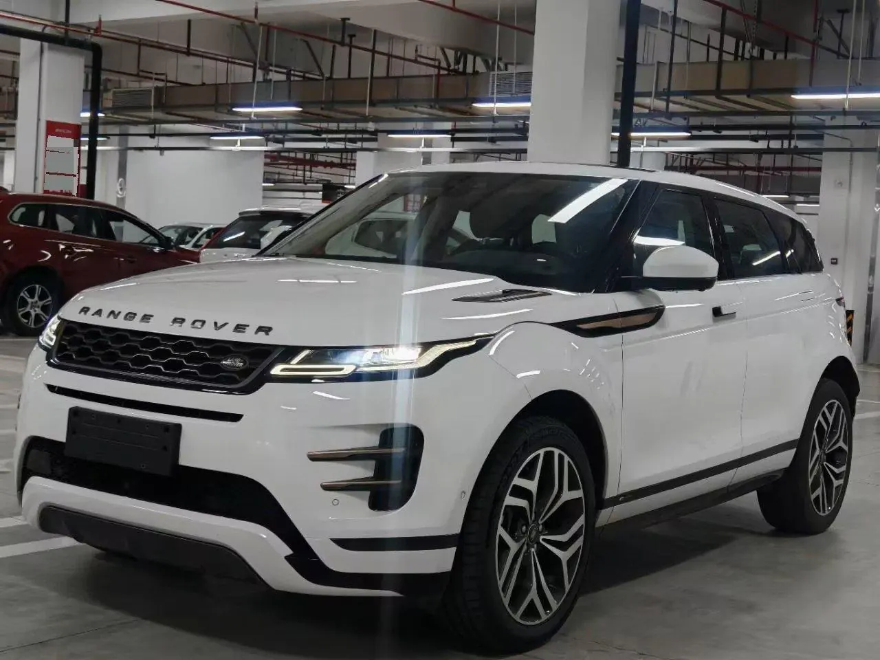 Land Rover 2020 Range Rover Aurora 48V 2.0T 249PS R-DYNAMIC SE Sports Technology Edition Automatic Gear - View 1