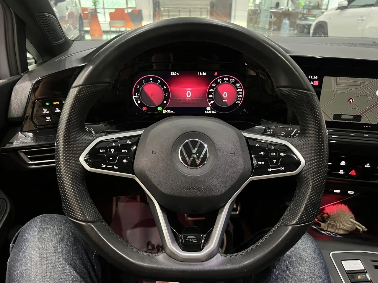 Volkswagen 2021 Golf 8 R-Line 1.4TSI 280TSI Automatic 13