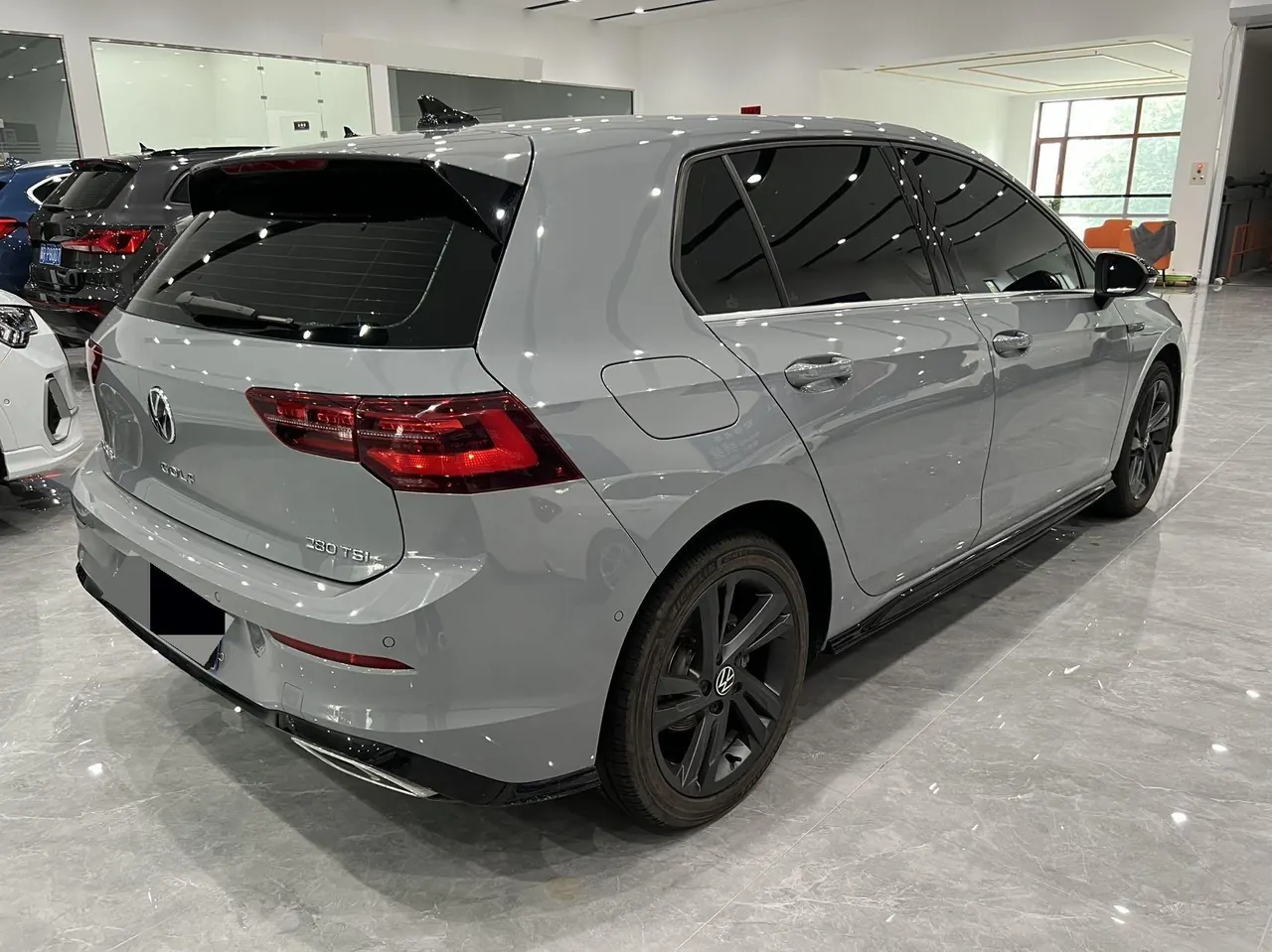 Volkswagen 2021 Golf 8 R-Line 1.4TSI 280TSI Automatic 4