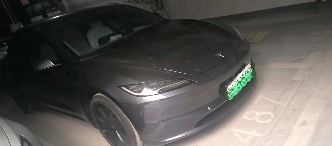 Tesla 2023 Model 3 Rejuvenation Edition Rear Wheel Drive Automatic Transmission 2