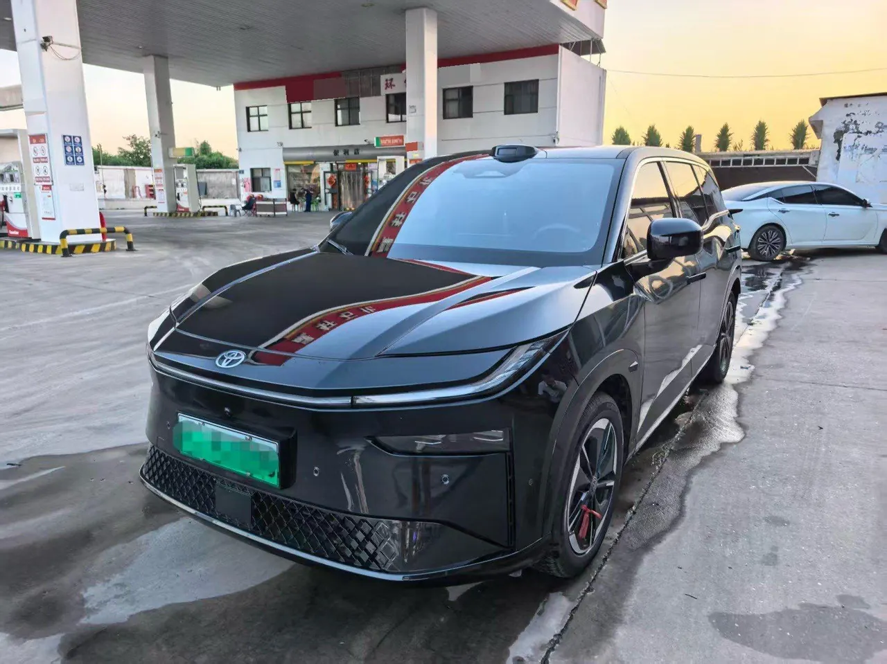 Toyota 2025 Platinum Intelligence 3X 520 Pro Advanced Intelligence Driving Edition Automatic Gear - View 1