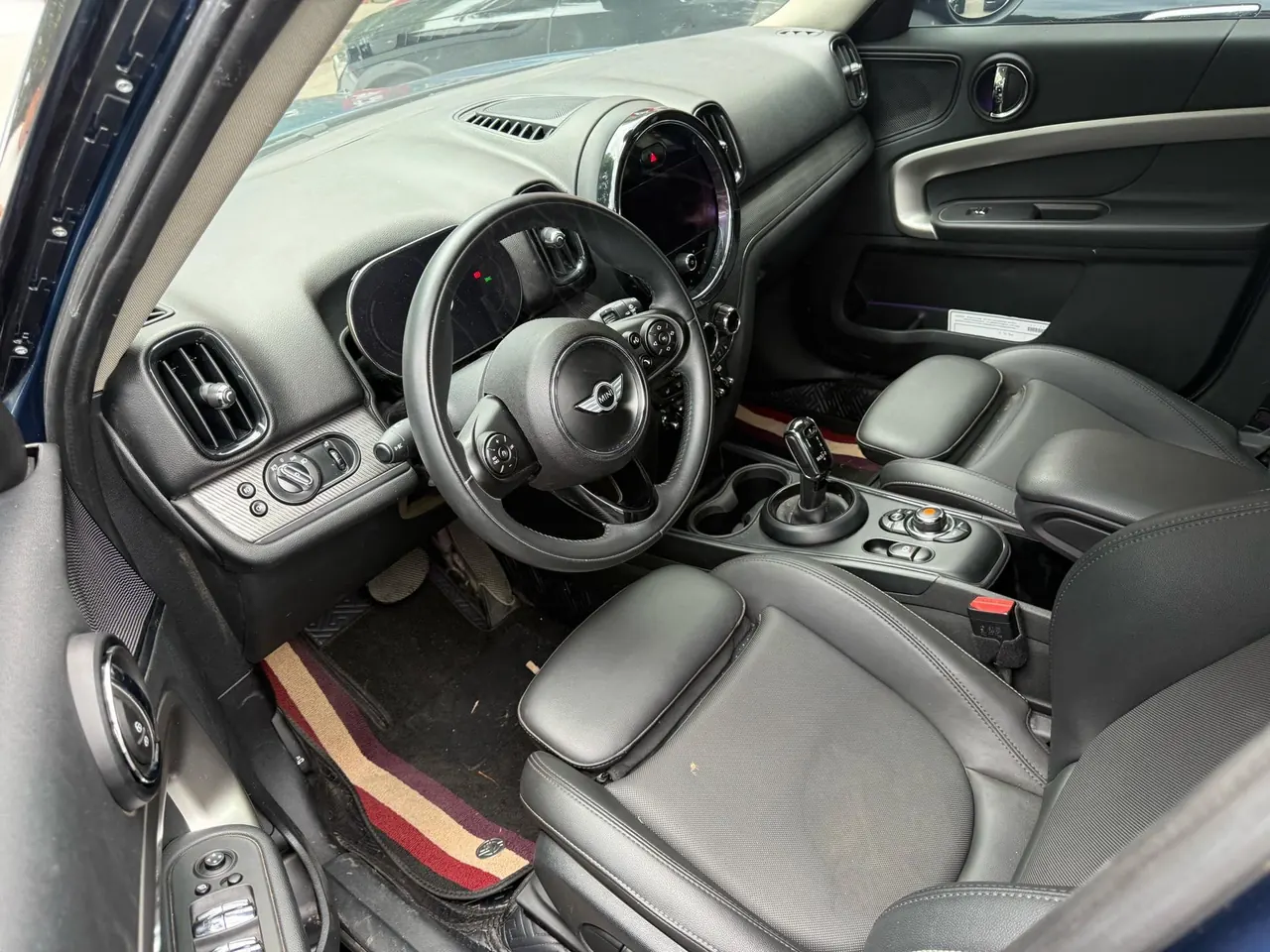 打开图片灯箱:MINI Countryman (Imported) 2021 Cooper Countryman All 4 1.5T Connoisseur Automatic Gear