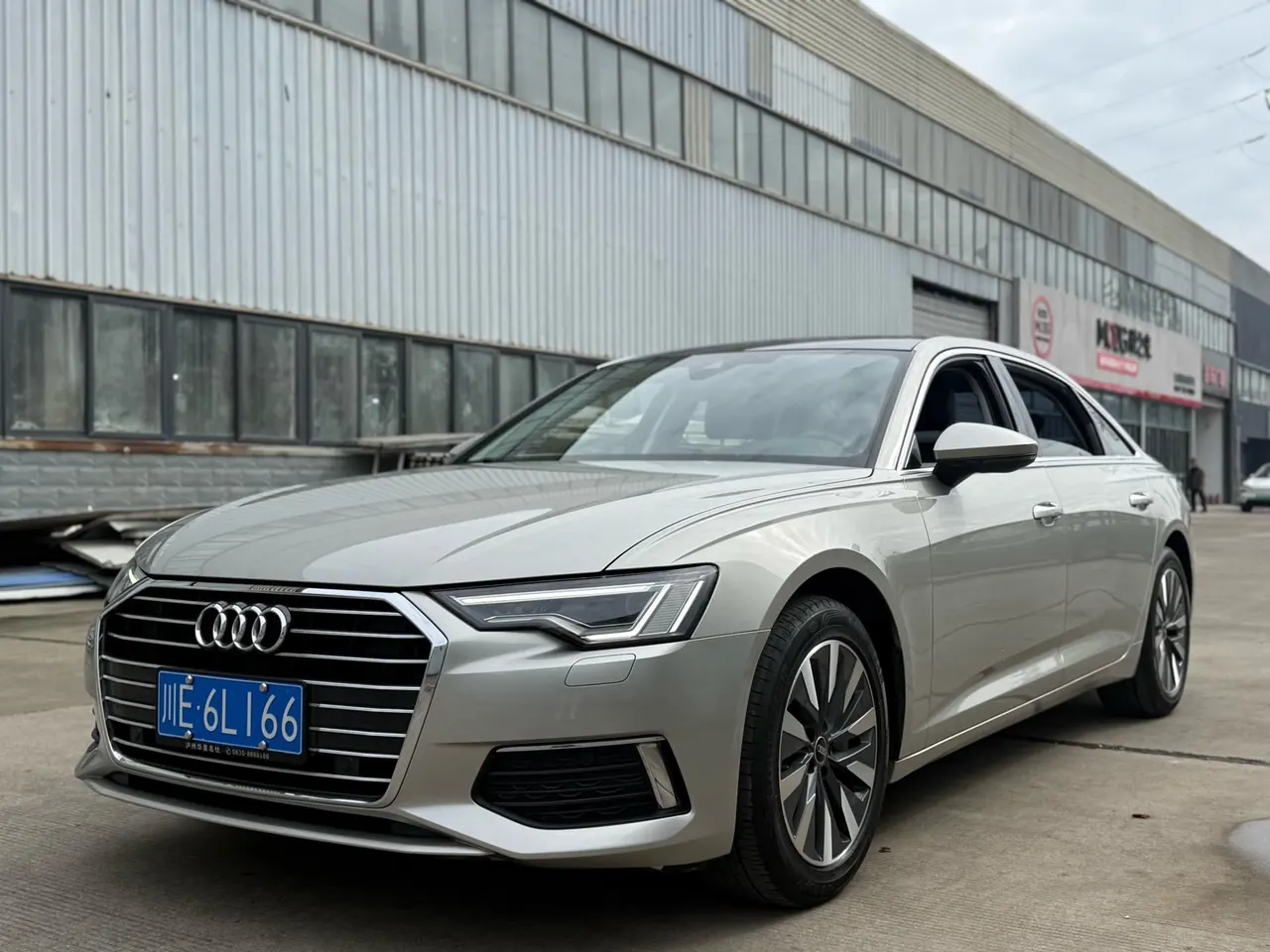 Audi 2022 A6L 2.0TFSI 45TFSI Zhenzhiya Automatic Gear - View 1