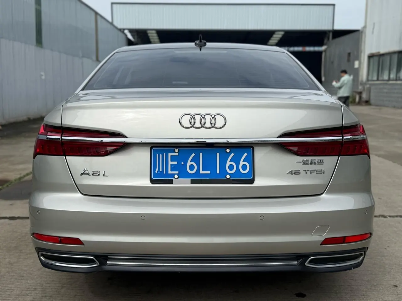 Audi 2022 A6L 2.0TFSI 45TFSI Zhenzhiya Automatic Gear 5