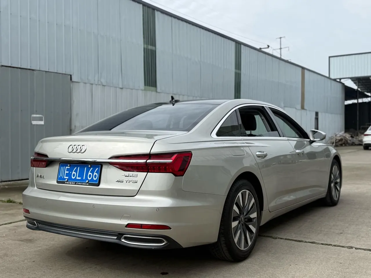 Audi 2022 A6L 2.0TFSI 45TFSI Zhenzhiya Automatic Gear 6