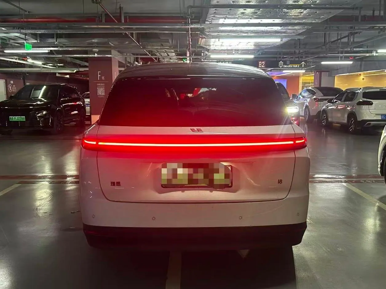 Li 2025 i8 Standard Edition Automatic Gear 3