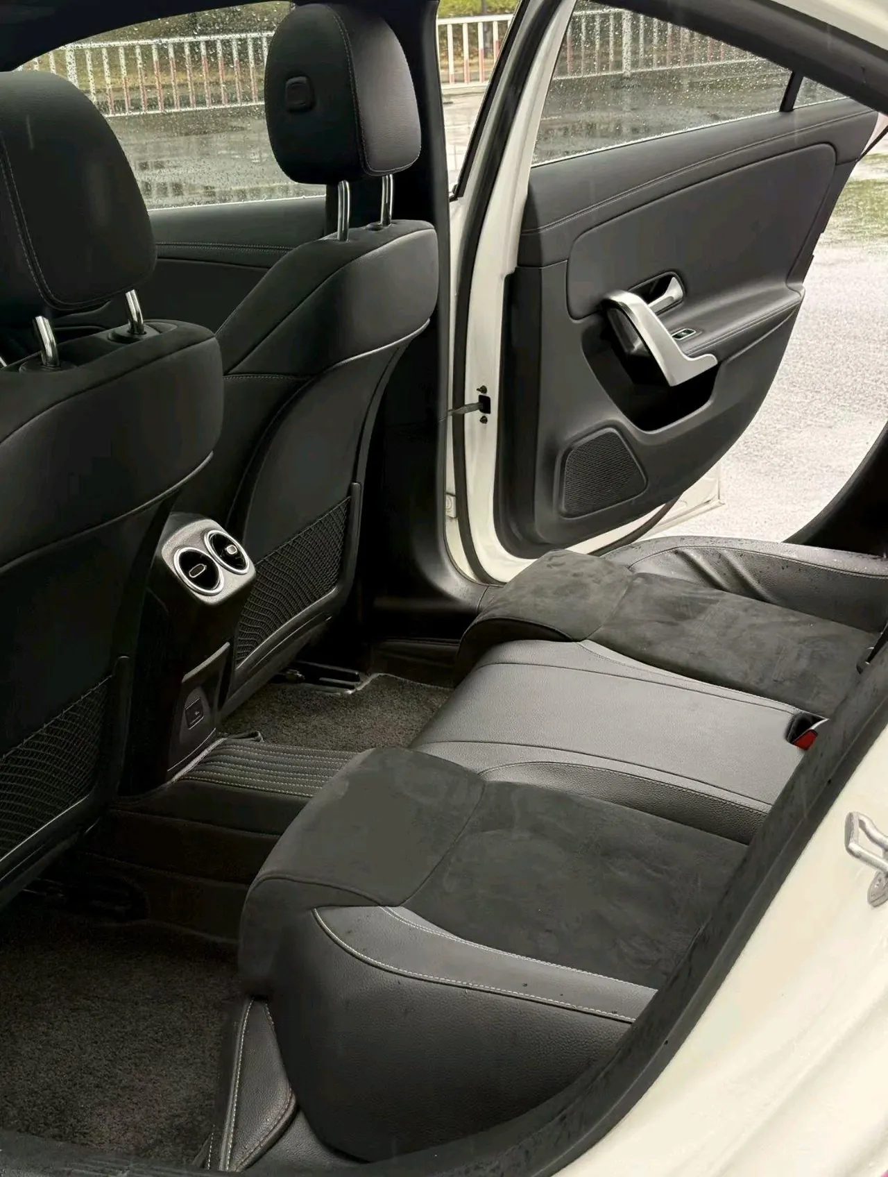 Mercedes Benz Class A 2022 A 200 L 1.3T Fashion Automatic Gear 5