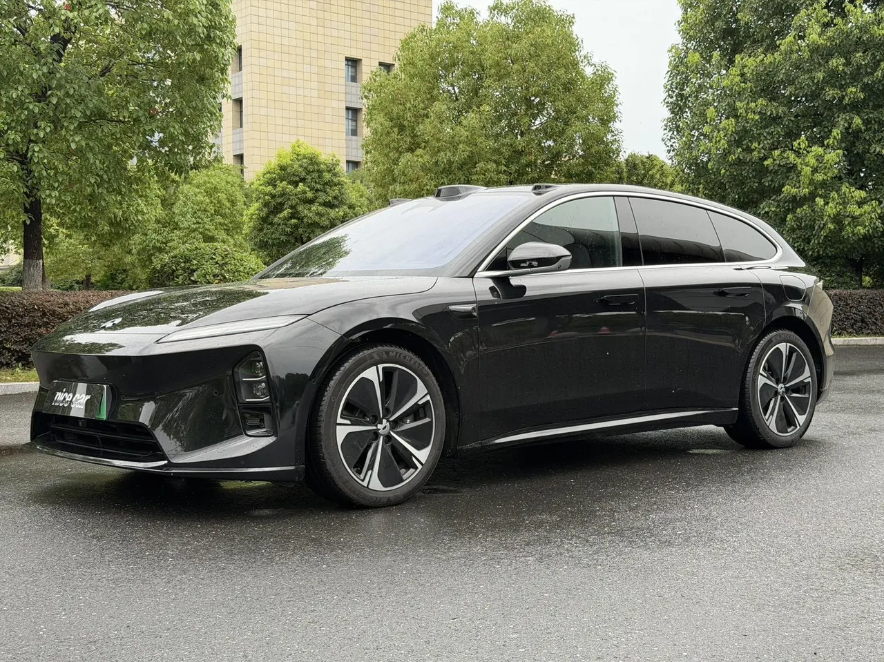 NIO 2025 ET5T 75kWh Touring automatic - View 1