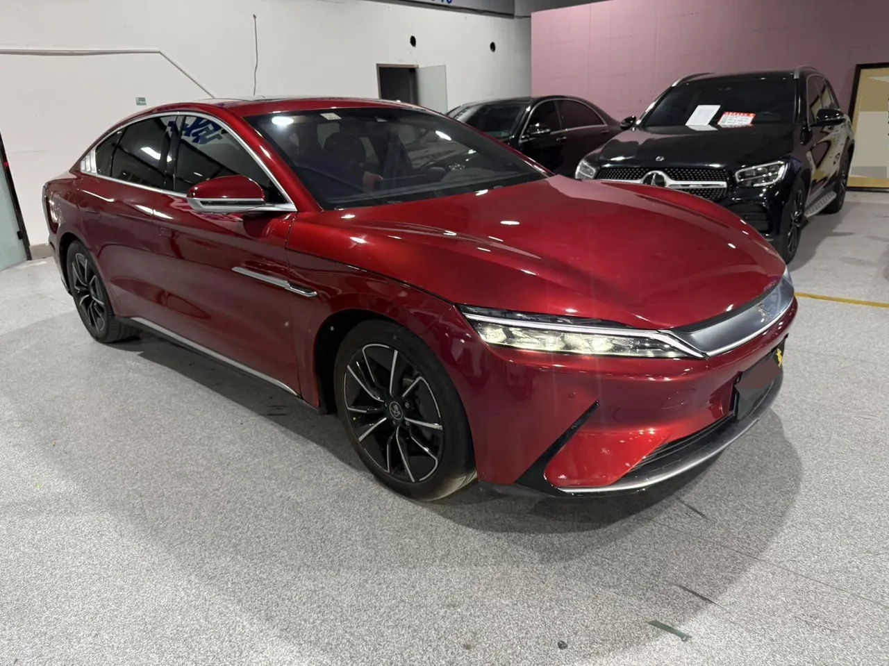 BYD 2020 Han four-wheel drive high-performance flagship automatic gear 3