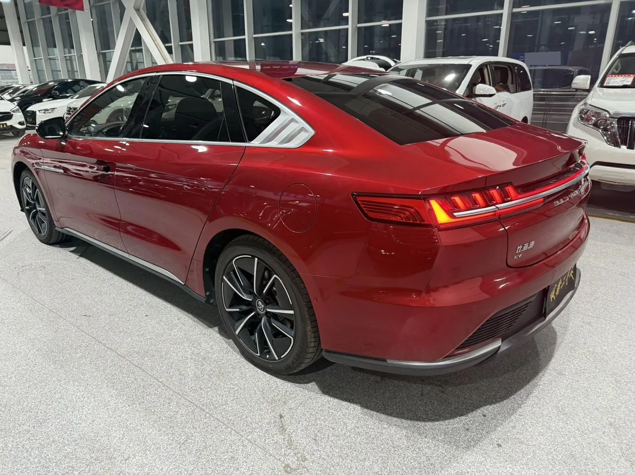 BYD 2020 Han four-wheel drive high-performance flagship automatic gear 6