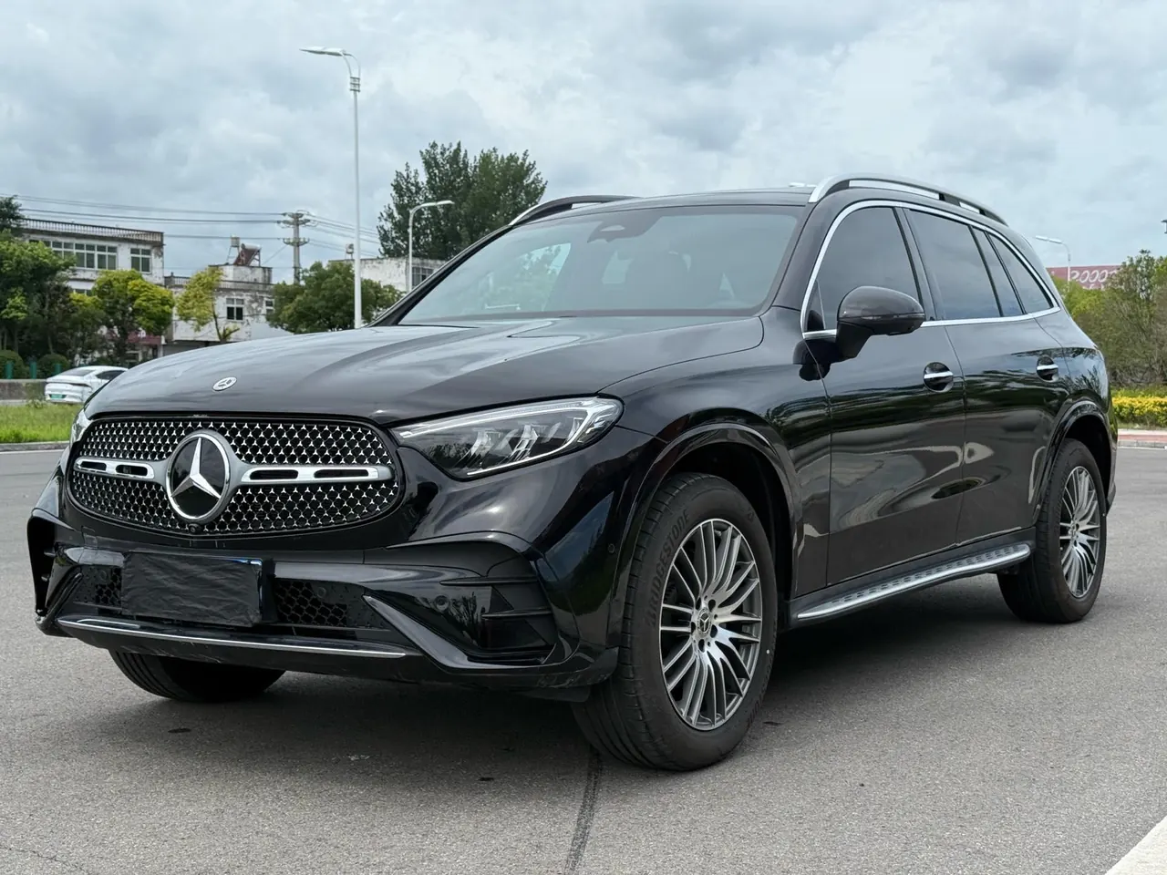 Mercedes Benz 2025 GLC 300 L 4MATIC 48V 2.0T Dynamic 5-seat (Modified) Automatic Gear - View 1