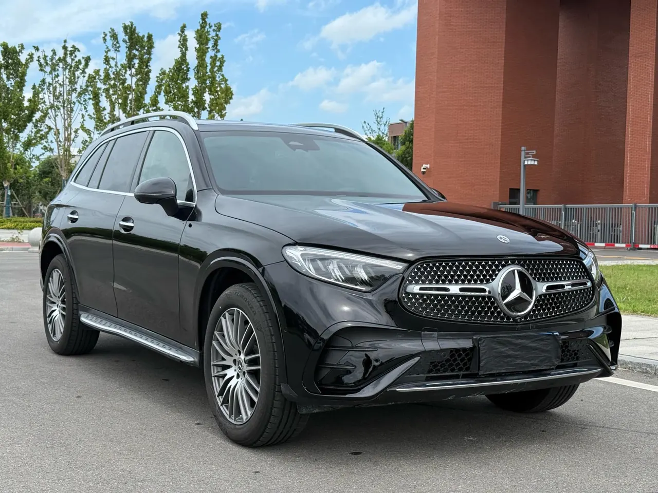Mercedes Benz 2025 GLC 300 L 4MATIC 48V 2.0T Dynamic 5-seat (Modified) Automatic Gear 3