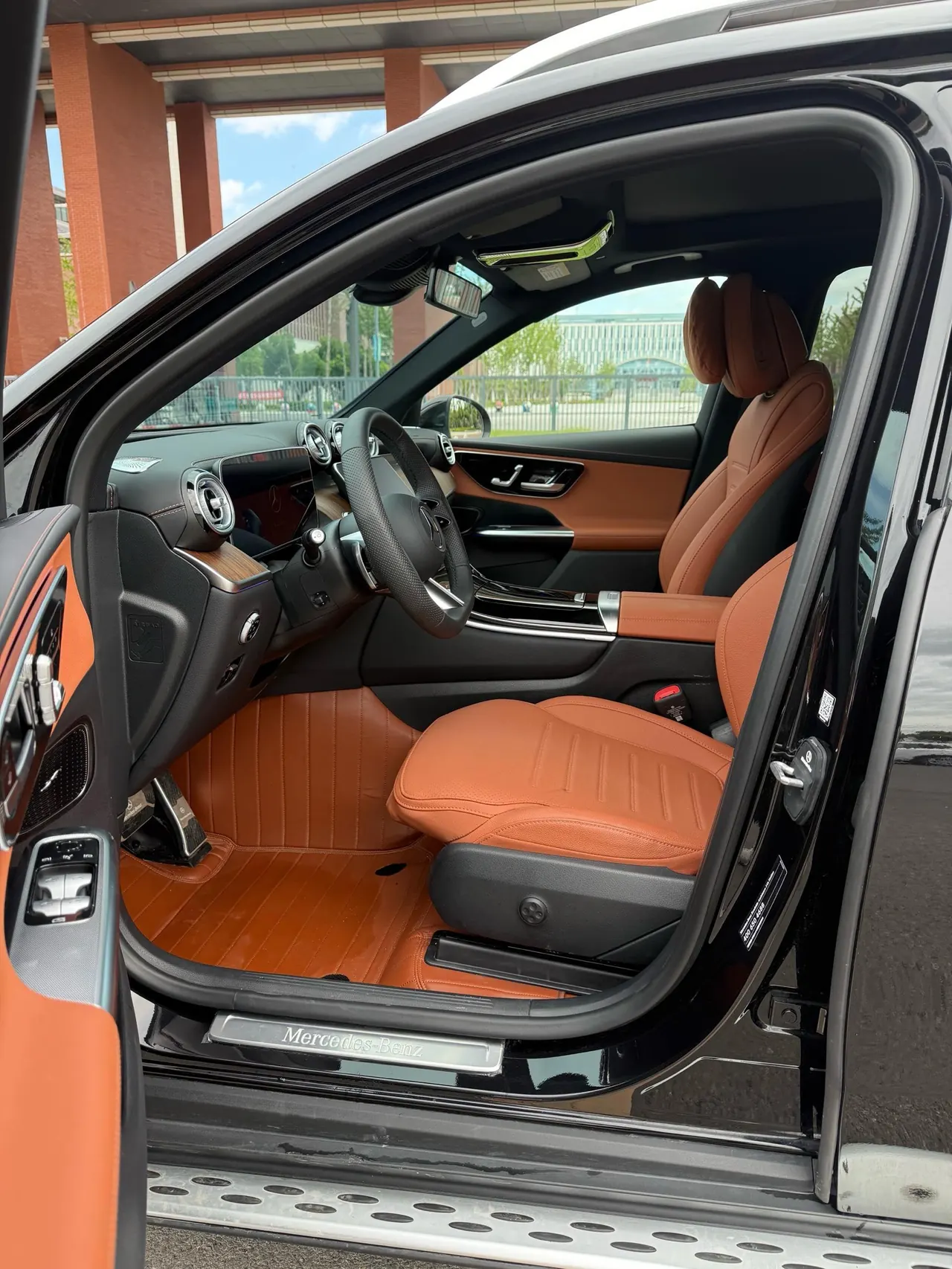 Mercedes Benz 2025 GLC 300 L 4MATIC 48V 2.0T Dynamic 5-seat (Modified) Automatic Gear 7