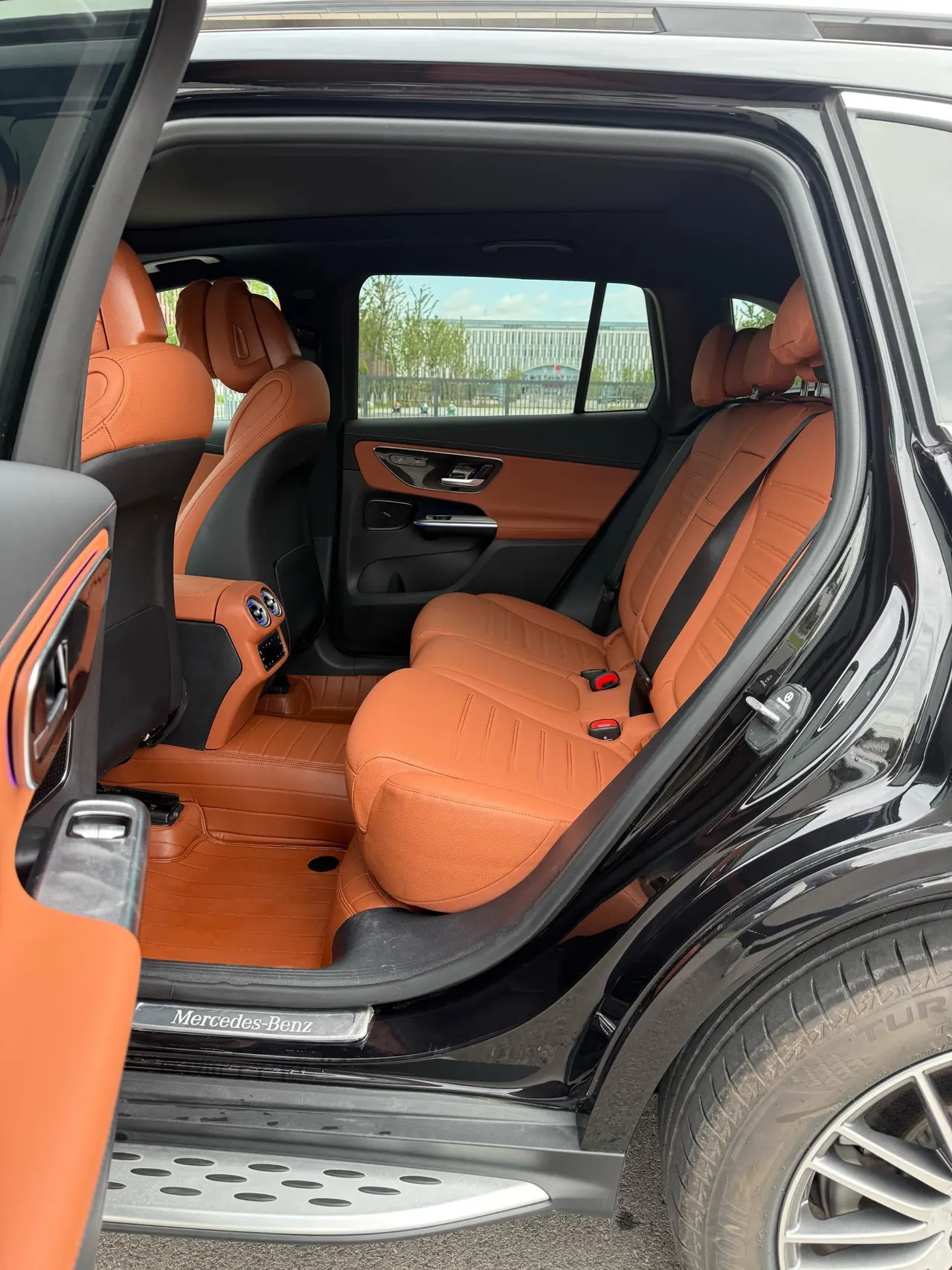 Mercedes Benz 2025 GLC 300 L 4MATIC 48V 2.0T Dynamic 5-seat (Modified) Automatic Gear 8