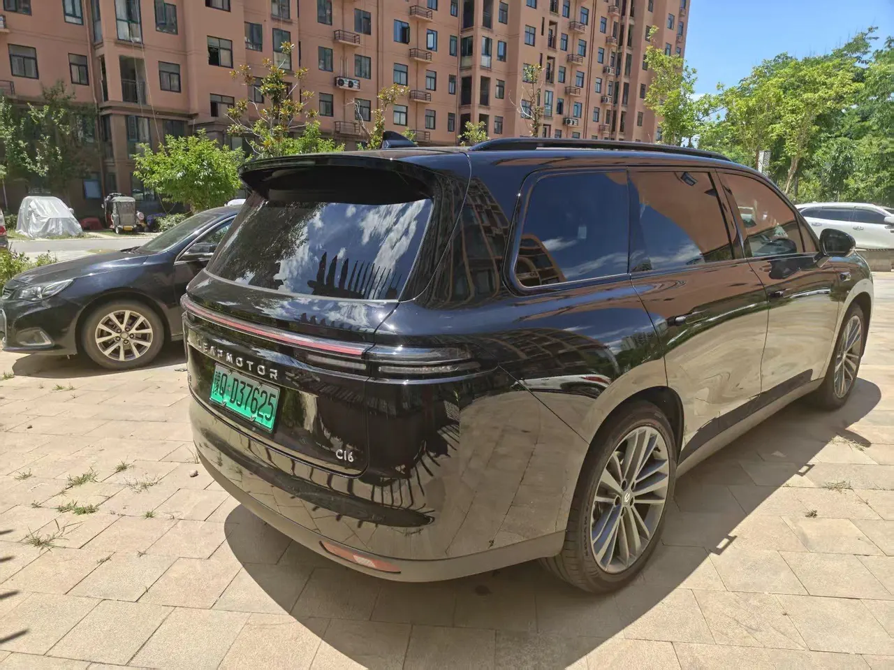Leapmotor 2026 C 16 630 Laser Radar Zhizun Edition 6-seat Automatic Gear 4