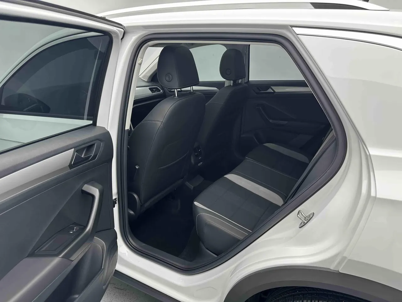 Volkswagen 2022 Tange 1.4TSI 280TSI Two-Drive Elite PLUS Automatic Gear 5