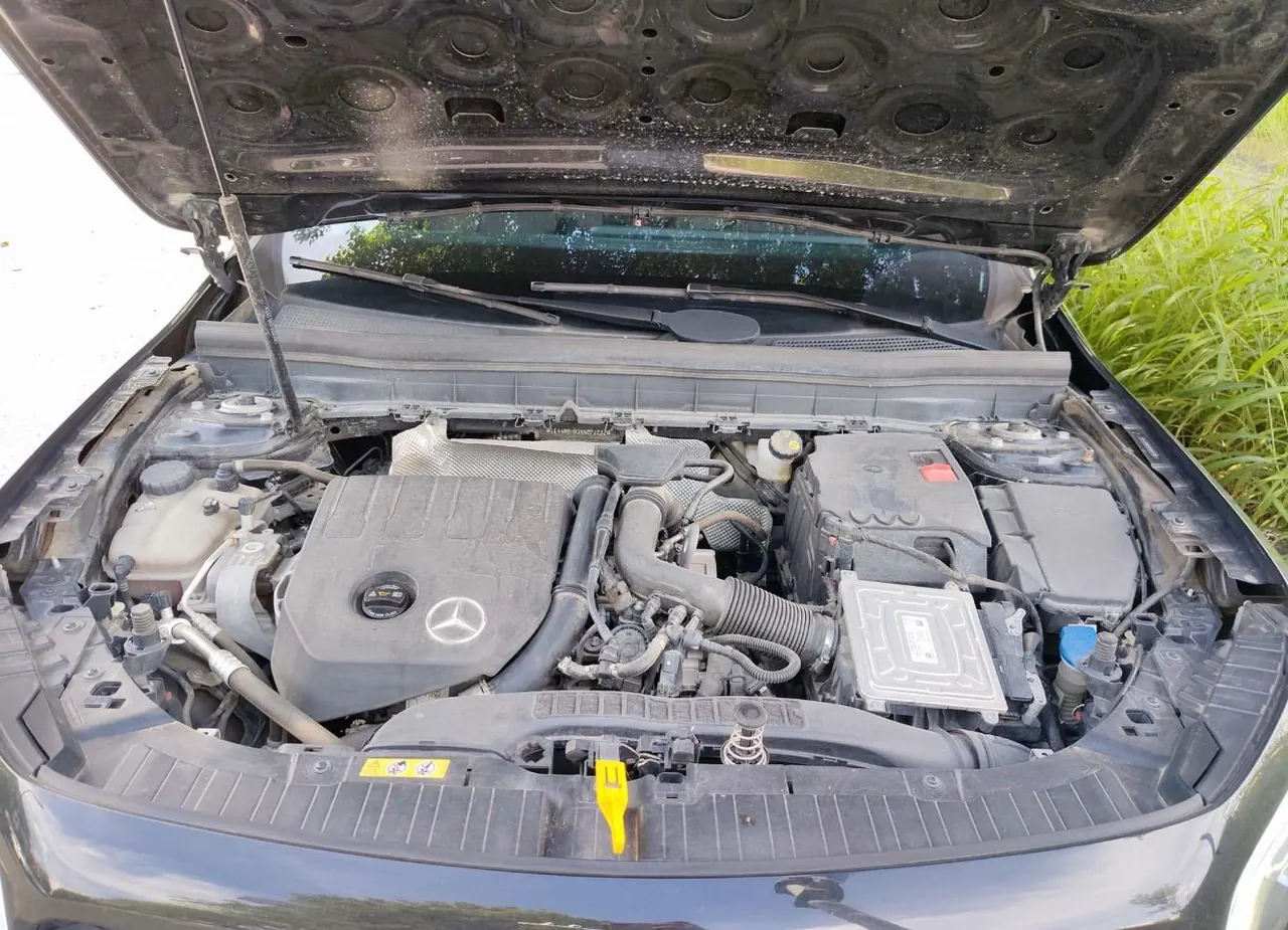 Mercedes Benz 2022 GLB 200 1.3T Dynamic (Modified) Automatic Gear 5
