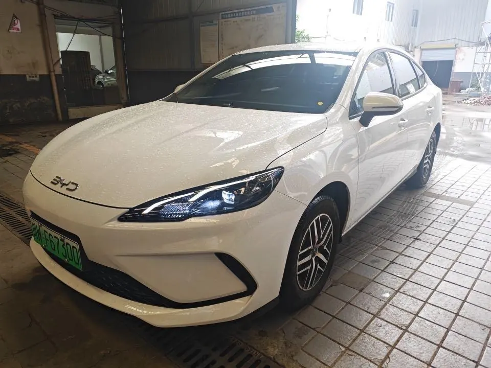 Open image lightbox: BYD 2026 seals 05 DM-i 1.5 stepless 210KM noble automatic gear