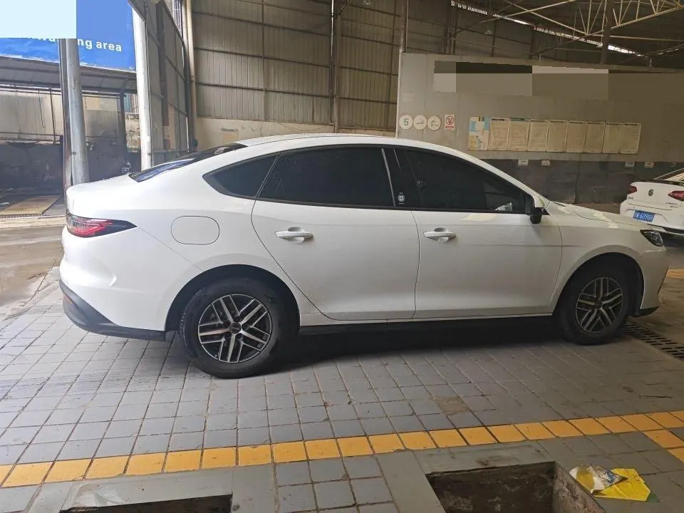BYD 2026 seals 05 DM-i 1.5 stepless 210KM noble automatic gear 4