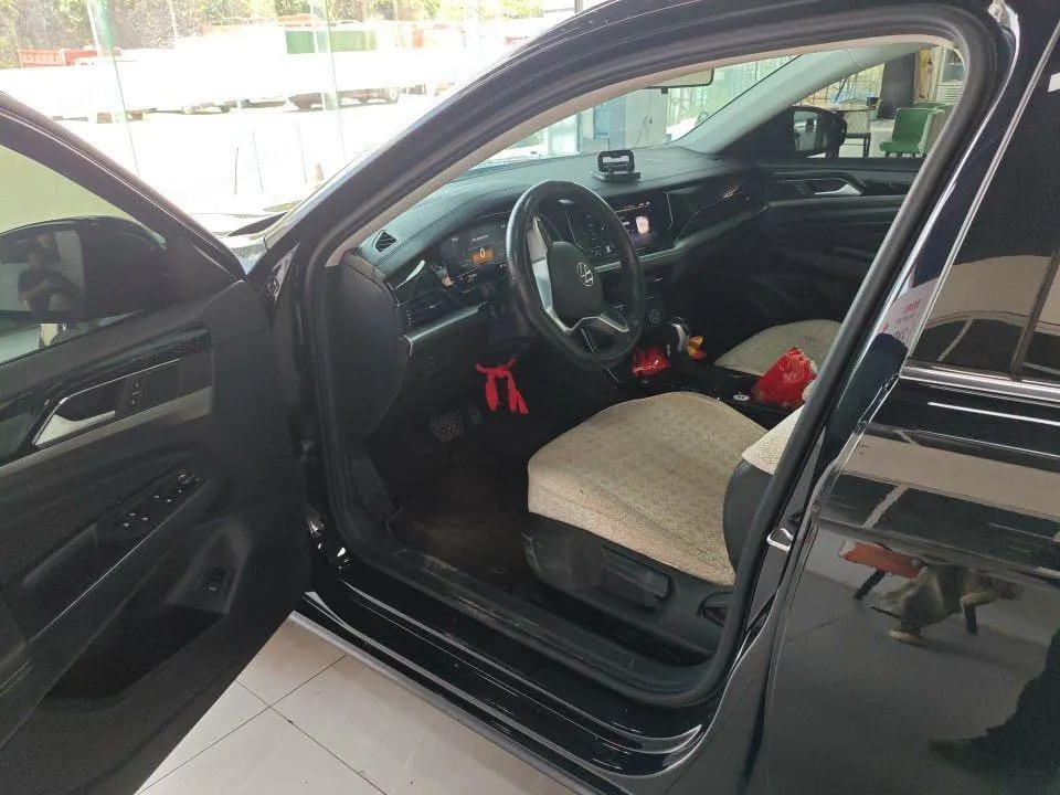 Volkswagen 2024 Passat 1.4TSI 280TSI Business Edition Automatic 6