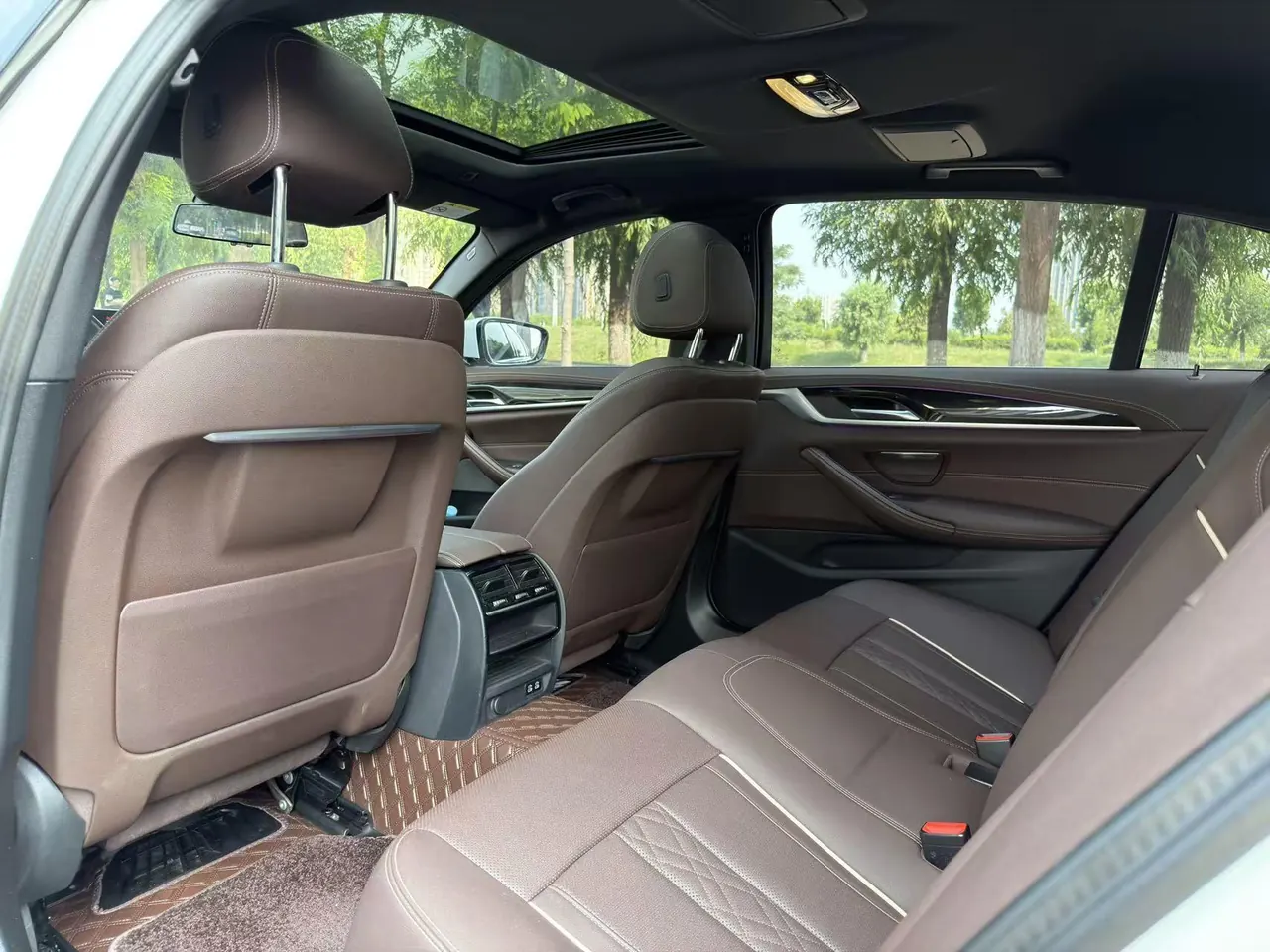 BMW 5 Series 2022 525Li 2.0T Luxury Suit (Change 2) Automatic Gear 9
