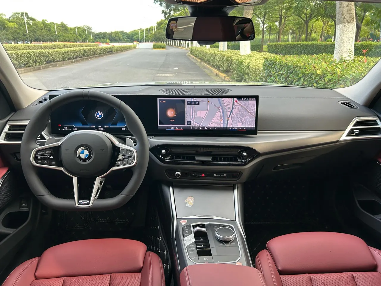 BMW 3 Series 2026 325i 2.0T M Sports Suit Automatic Gear 12