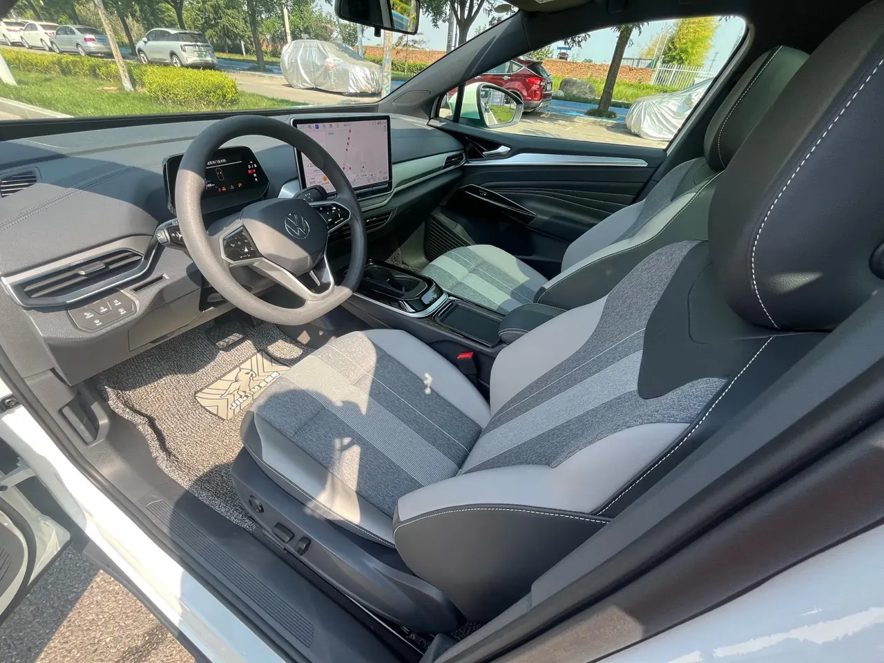 Volkswagen 2025 ID. 4 CROZZ Pure Edition Automatic Transmission 8
