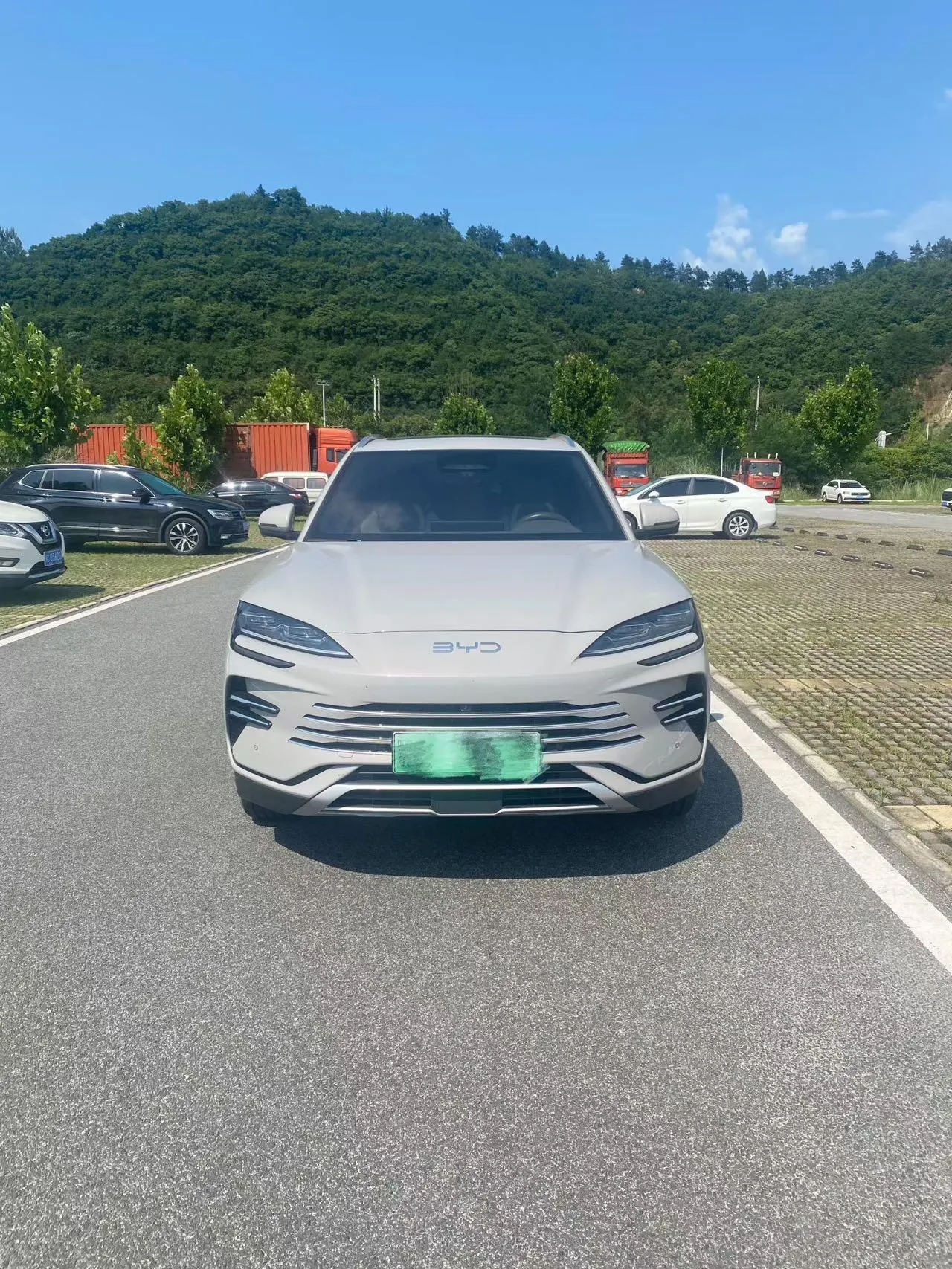 BYD Song PLUS New Energy 2025 Song PLUS DM-i 1.5 Stepless 112KM Honorable Automatic Gear 2
