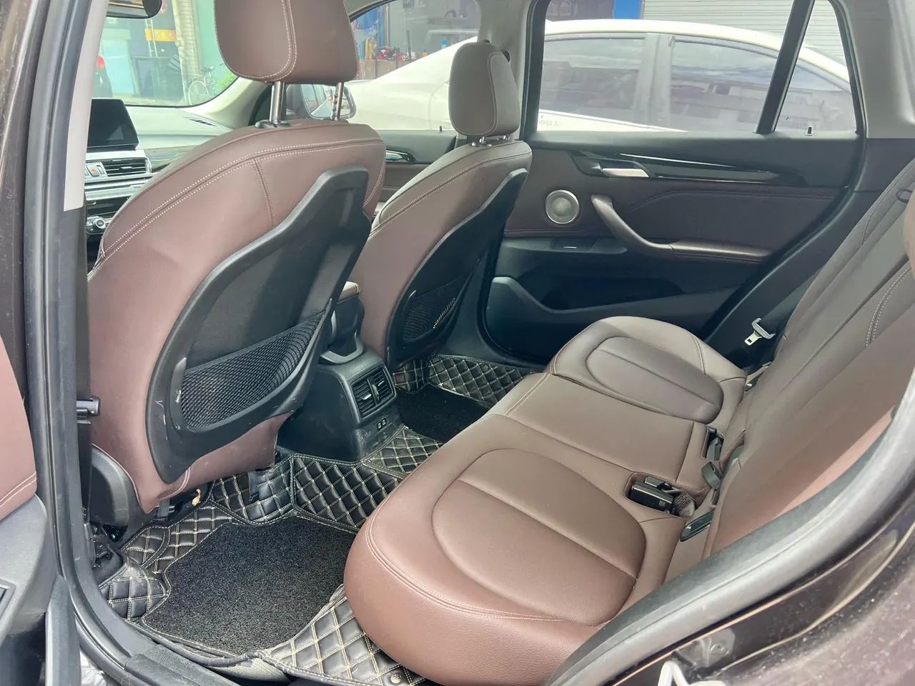 BMW 2022 X1 sDrive25Li 2.0T Leading Automatic Gear 3