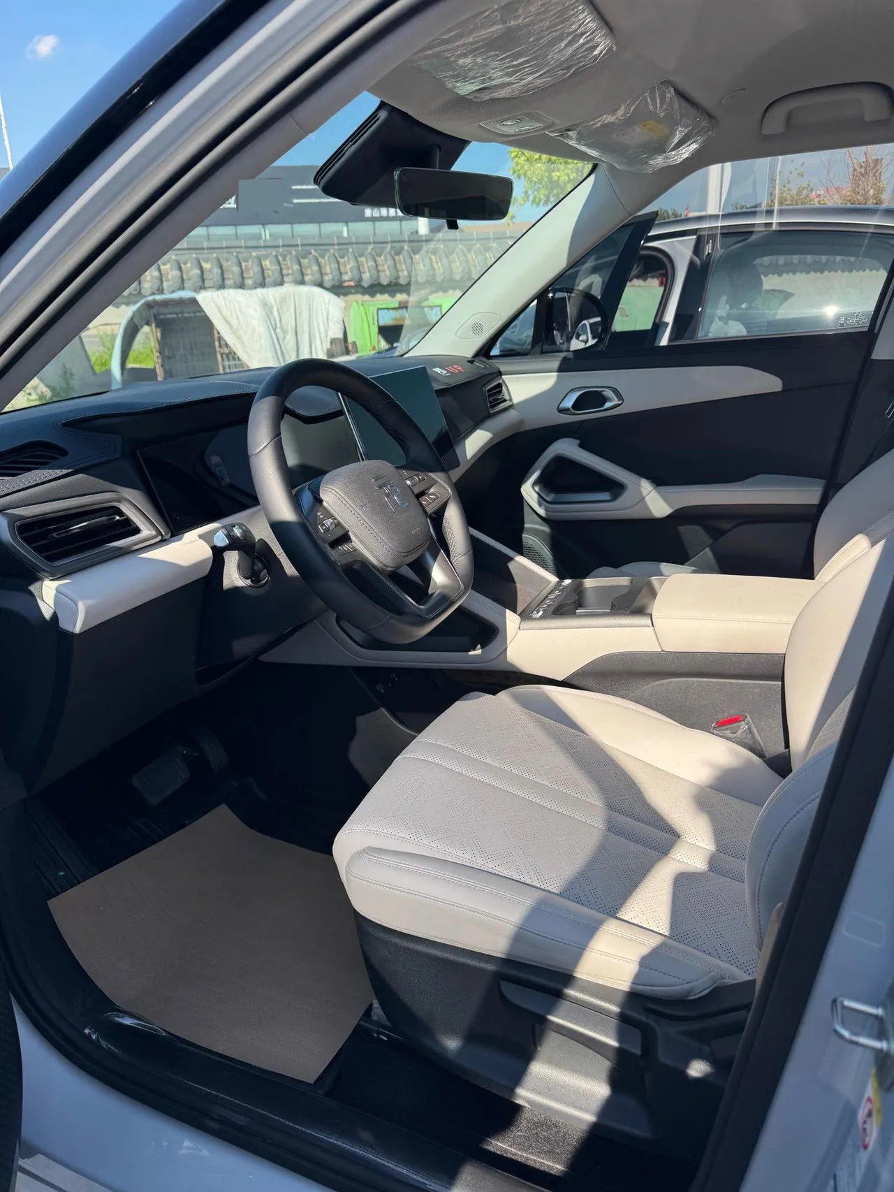 BYD 2025 Yuan UP Smart Driving 401KM Vital Automatic Gear 5